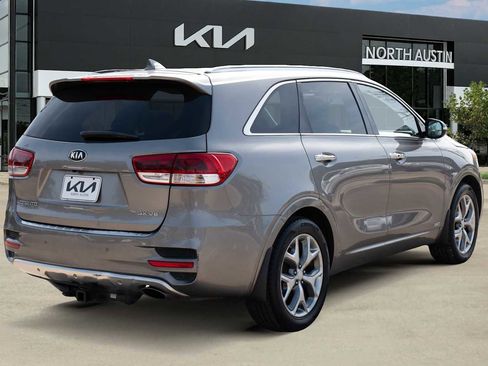 Used 2018 Kia Sorento SX image 6