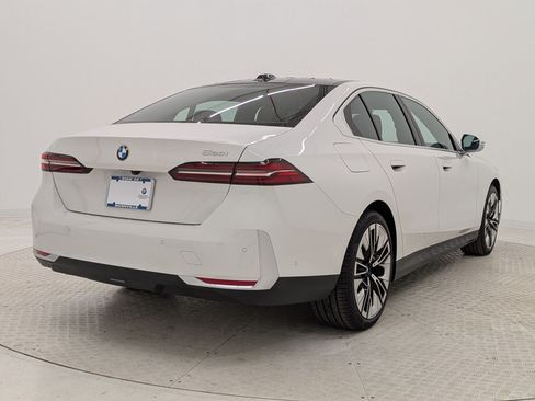 New 2026 BMW 530i w/ Premium Package RWD image 9