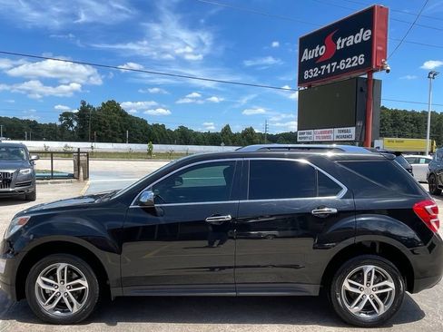 Used 2017 Chevrolet Equinox Premier w/ Enhanced Convenience Package AWD/4WD image 5