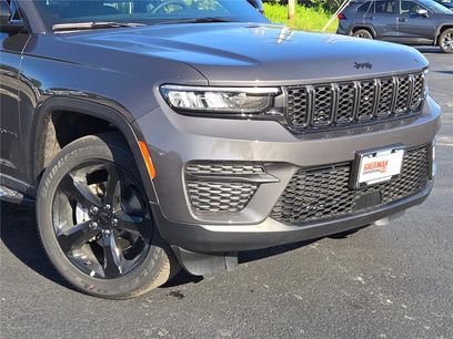 New 2025 Jeep Grand Cherokee Altitude