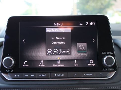 Used 2024 Nissan Rogue SV FWD image 17