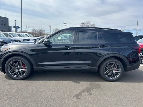 New 2026 Ford Explorer ST image 4