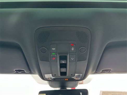 Used 2024 Audi Q3 2.0T Premium Plus image 28