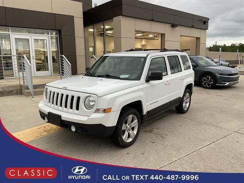 Used 2015 Jeep Patriot Latitude AWD/4WD image 1