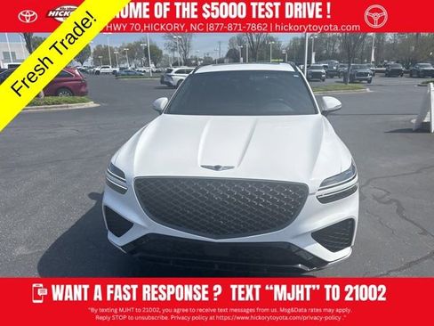 Used 2022 Genesis GV70 2.5T w/ Sport Prestige Package image 8