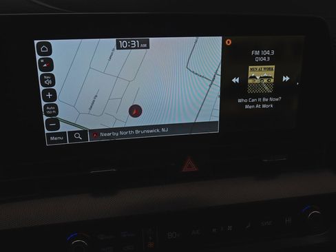 Used 2025 Kia Sportage SX image 15