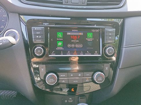 Used 2019 Nissan Rogue SV w/ Premium Package AWD/4WD image 20