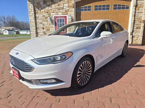 Used 2018 Ford Fusion Titanium AWD/4WD image 7