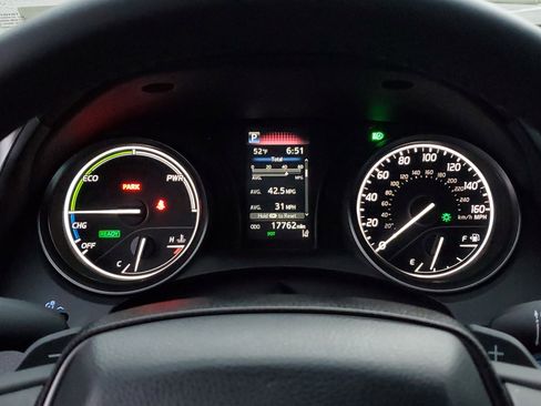 Used 2024 Toyota Camry SE image 22