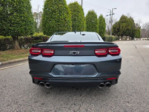 Used 2021 Chevrolet Camaro LT image 4