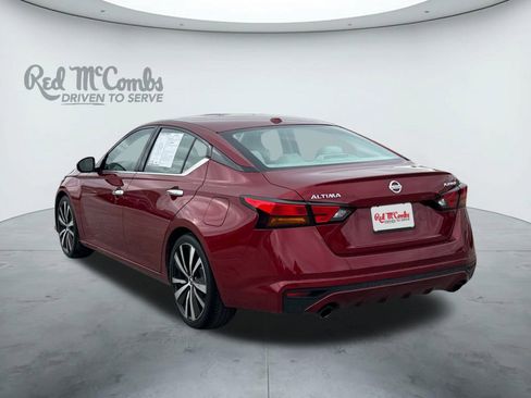 Used 2019 Nissan Altima 2.5 Platinum image 3
