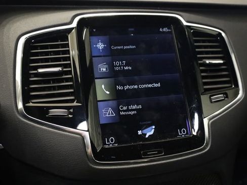 Used 2017 Volvo XC90 T5 R-Design image 19