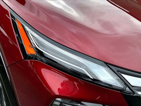 New 2026 Nissan Rogue Platinum w/ Platinum Premium Package AWD/4WD image 13