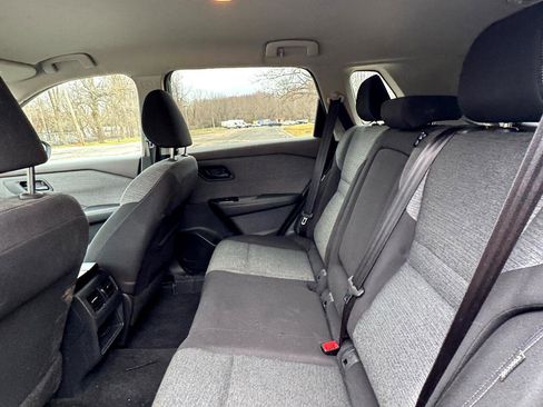 Used 2021 Nissan Rogue S AWD/4WD image 34