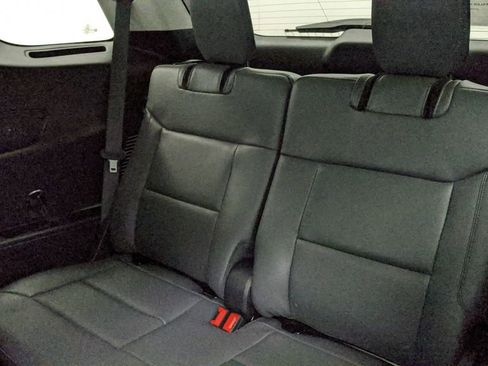 New 2025 Ford Explorer Active w/ Active Comfort Package image 36