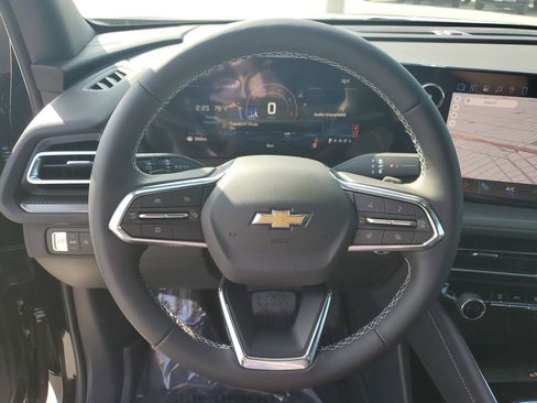 New 2026 Chevrolet Traverse LT w/ Driver Confidence Package image 30