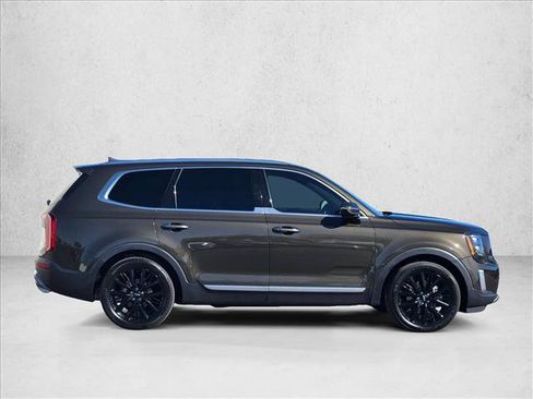 Used 2022 Kia Telluride SX w/ SX Prestige Package AWD/4WD image 4