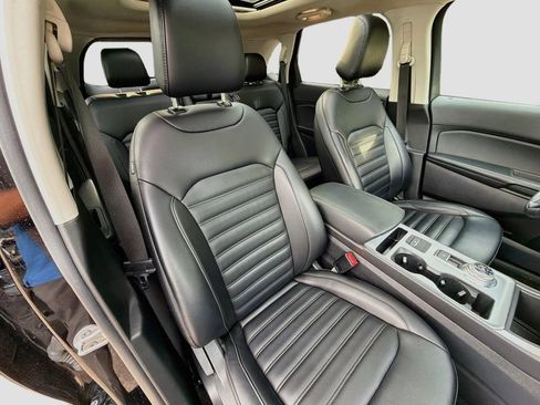 Used 2022 Ford Edge SEL w/ Convenience Package AWD/4WD image 30