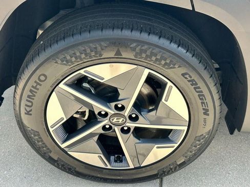 Used 2025 Hyundai Tucson SEL AWD/4WD image 24
