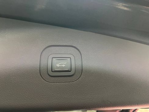 Certified 2017 Chevrolet Equinox LT w/ Convenience Package AWD/4WD image 7