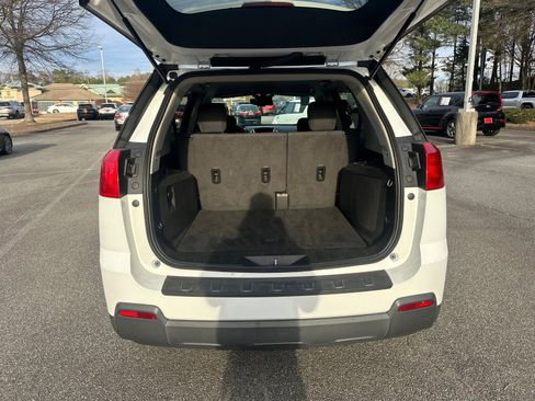 Used 2015 GMC Terrain SLE image 18