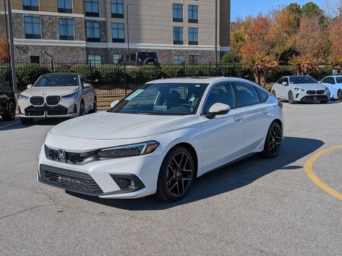 Used 2024 Honda Civic Sport Touring image 7