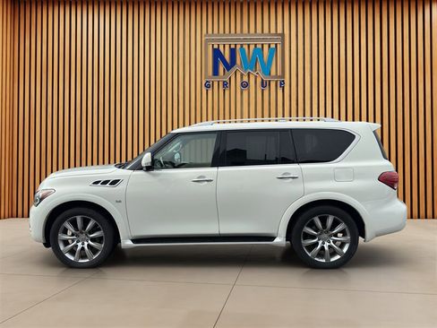 Used 2014 INFINITI QX80 4WD w/ Deluxe Touring Package image 34