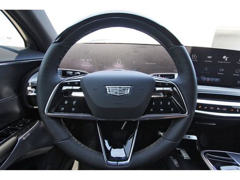 New 2026 Cadillac Lyriq Signature Luxury image 13