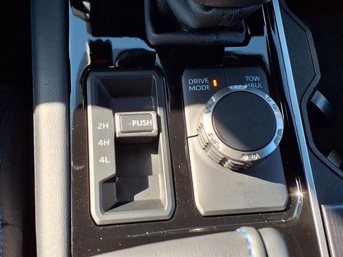 Used 2023 Toyota Tundra Platinum image 14