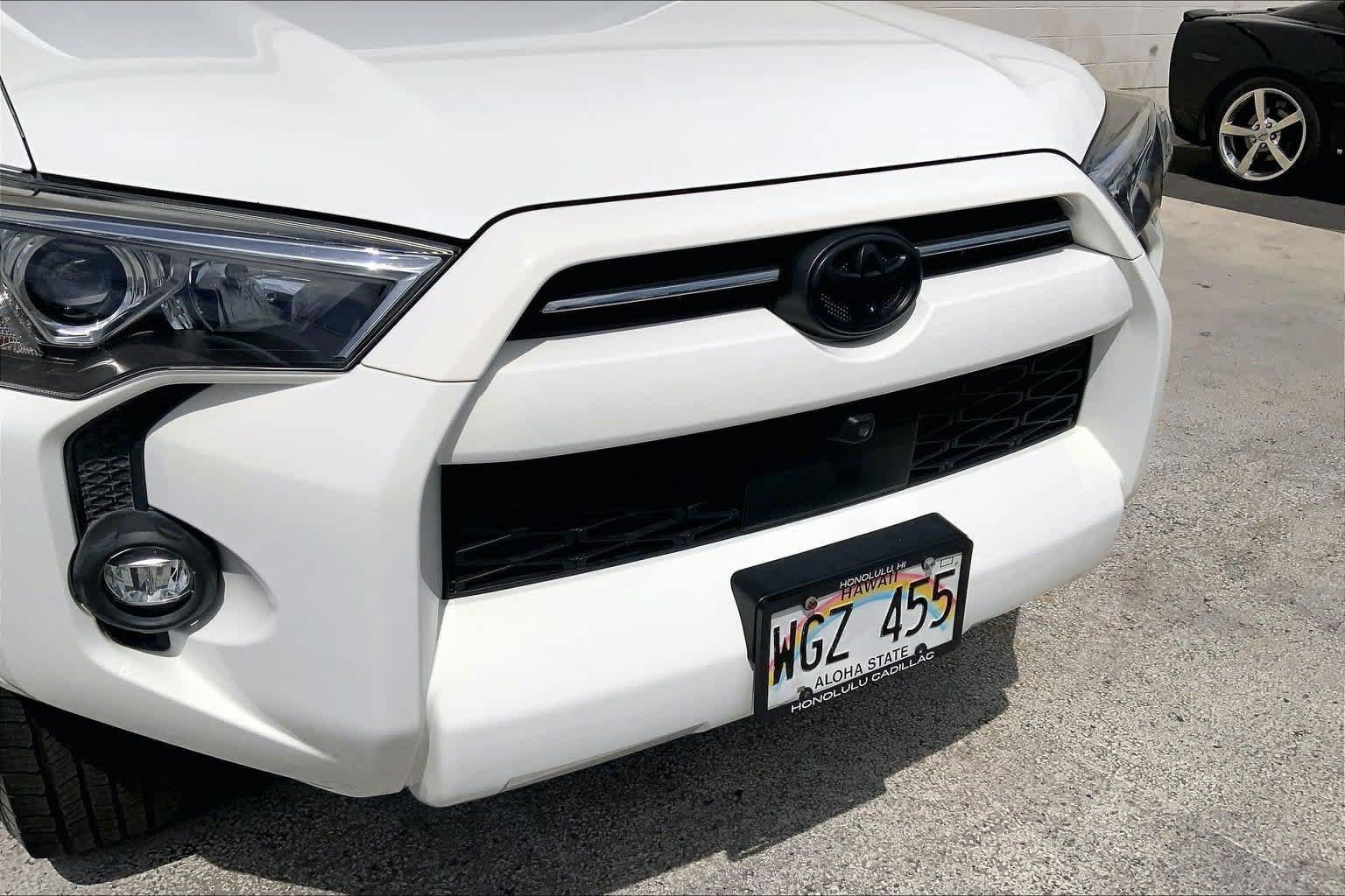 Used 2022 Toyota 4Runner SR5 Premium RWD image 33