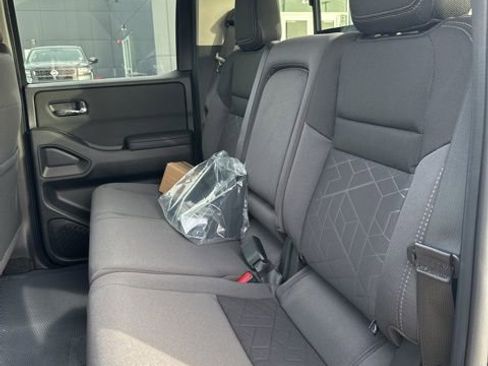 New 2026 Nissan Frontier SV w/ SV Convenience Package AWD/4WD image 11