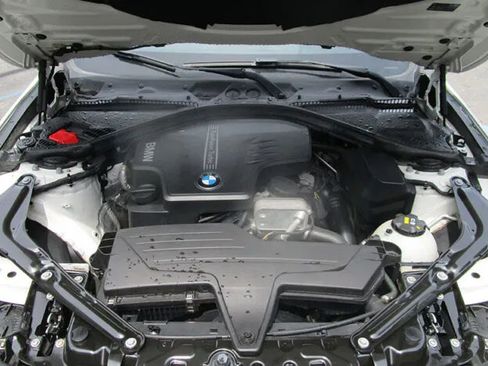 Used 2015 BMW 428i xDrive Convertible AWD/4WD image 13