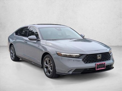 New 2025 Honda Accord EX-L image 7