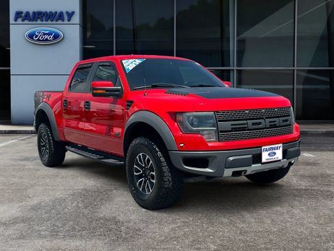 Used 2014 Ford F150 Raptor w/ Equipment Group 801A Luxury AWD/4WD image 2