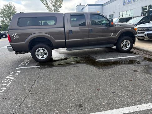 Used 2015 Ford F250 XLT w/ Advanced Security Group AWD/4WD image 5