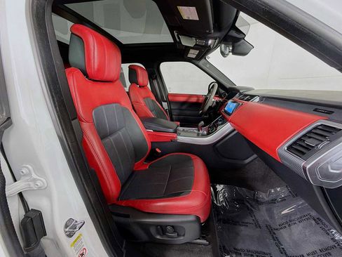 Used 2021 Land Rover Range Rover Sport HST image 26