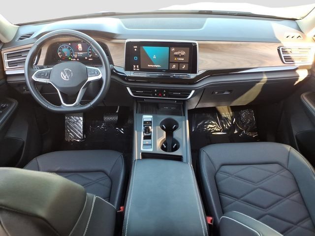Used 2025 Volkswagen Atlas SE FWD image 22