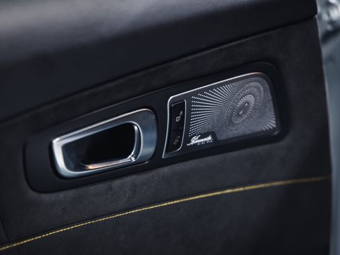 Used 2018 Mercedes-Benz AMG GT R image 24