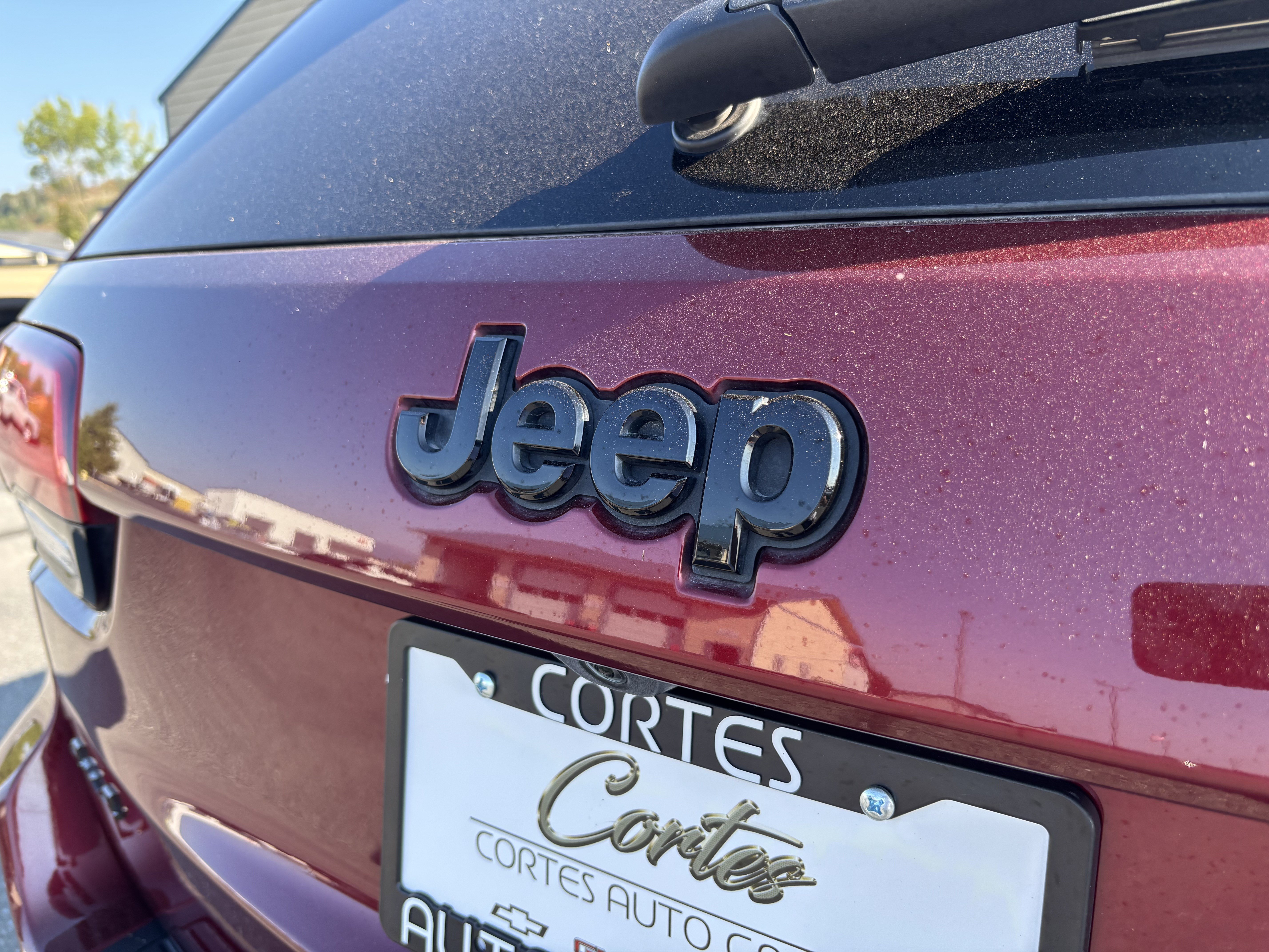 Used 2021 Jeep Grand Cherokee Laredo X AWD/4WD image 10