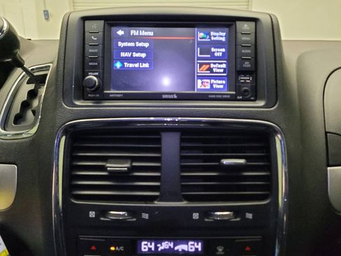Used 2019 Dodge Grand Caravan GT FWD image 25