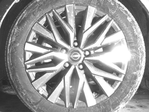 Used 2025 Nissan Altima 2.5 SV FWD image 12