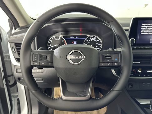 New 2026 Nissan Rogue SV AWD/4WD image 14