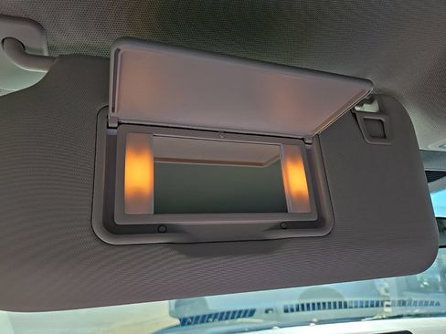 Used 2022 Ford Escape SE w/ Convenience Package FWD image 59