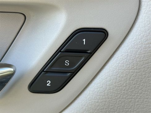 Used 2025 RAM 1500 Laramie w/ Laramie Southwest Edition image 26