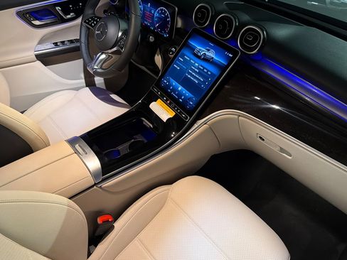 New 2026 Mercedes-Benz GLC 300 image 15