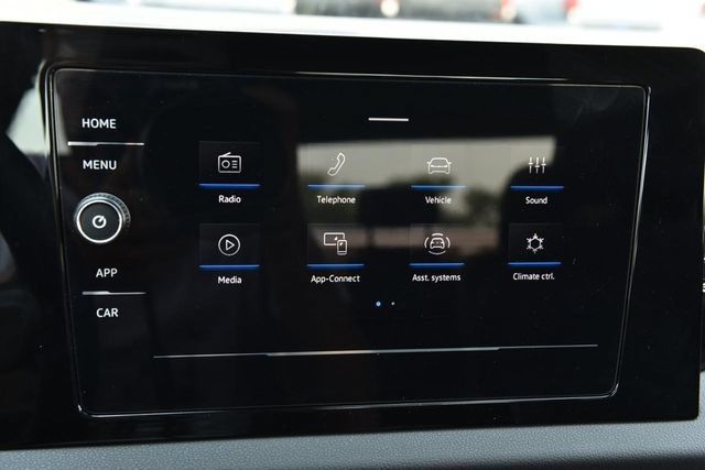 Certified 2025 Volkswagen Jetta Sport FWD image 14