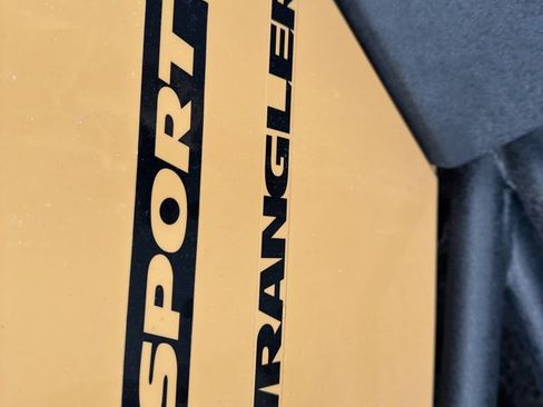 Used 2014 Jeep Wrangler Sport image 35