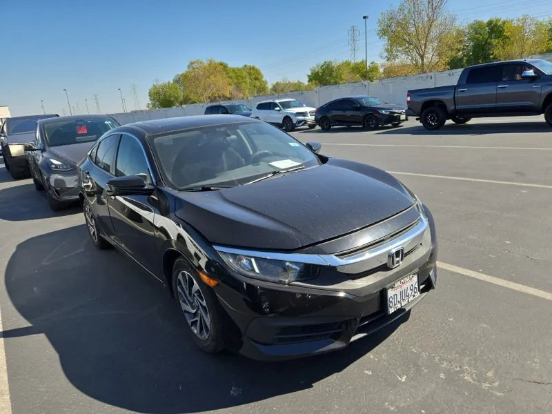 Used 2018 Honda Civic EX image 3
