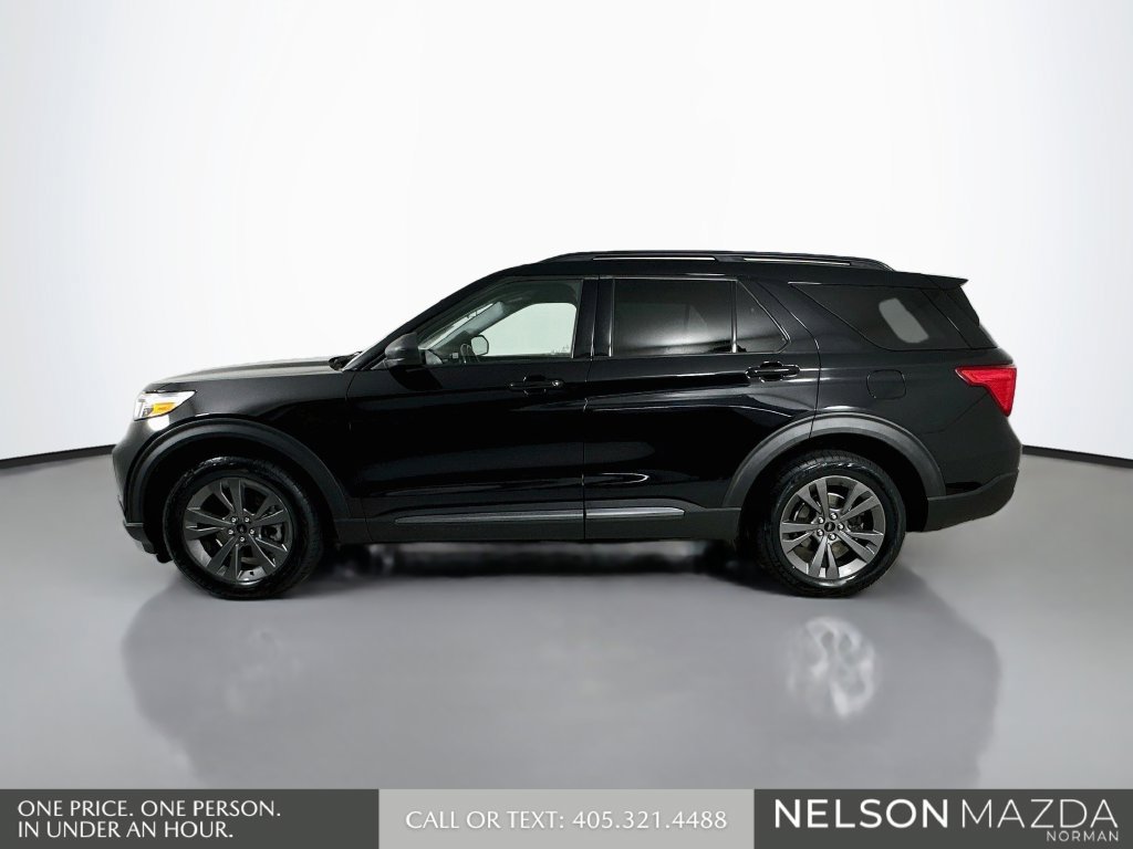 Used 2021 Ford Explorer XLT w/ Equipment Group 202A AWD/4WD image 9