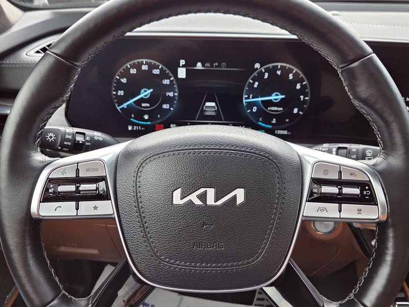 Used 2025 Kia Telluride SX Prestige X-Pro AWD/4WD image 34